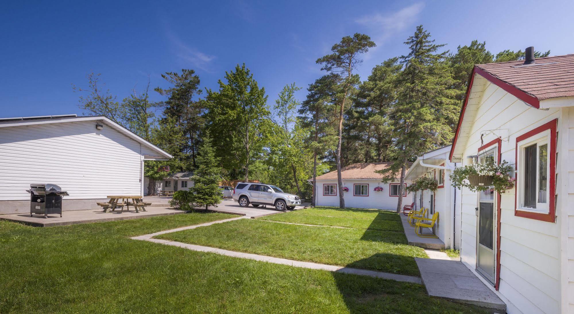 Hollywood Cottages Wasaga Beach Kültér fotó